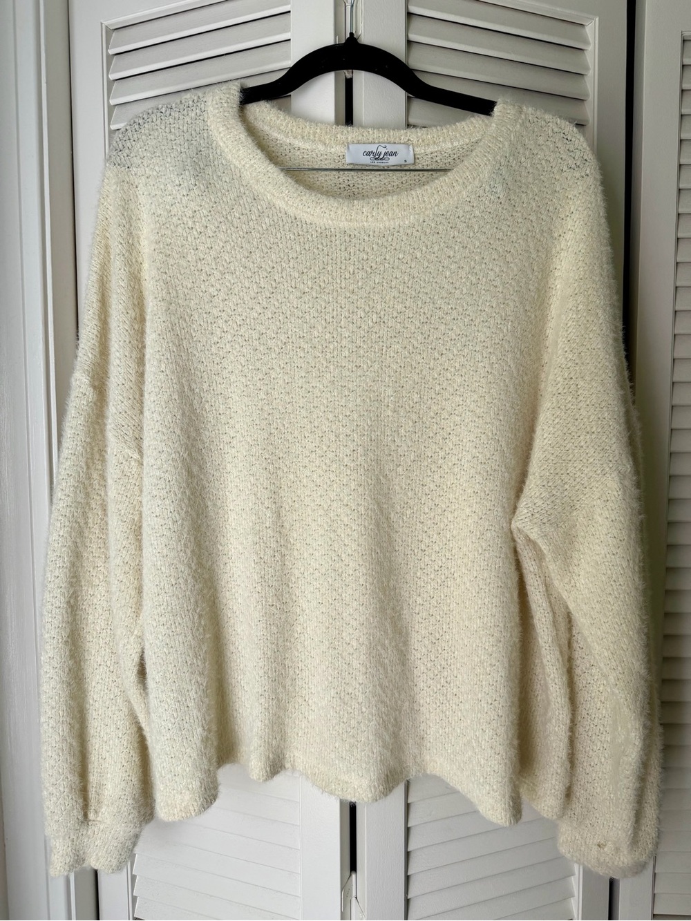 CJLA Women’s Cozy Cream Crewneck Sweater